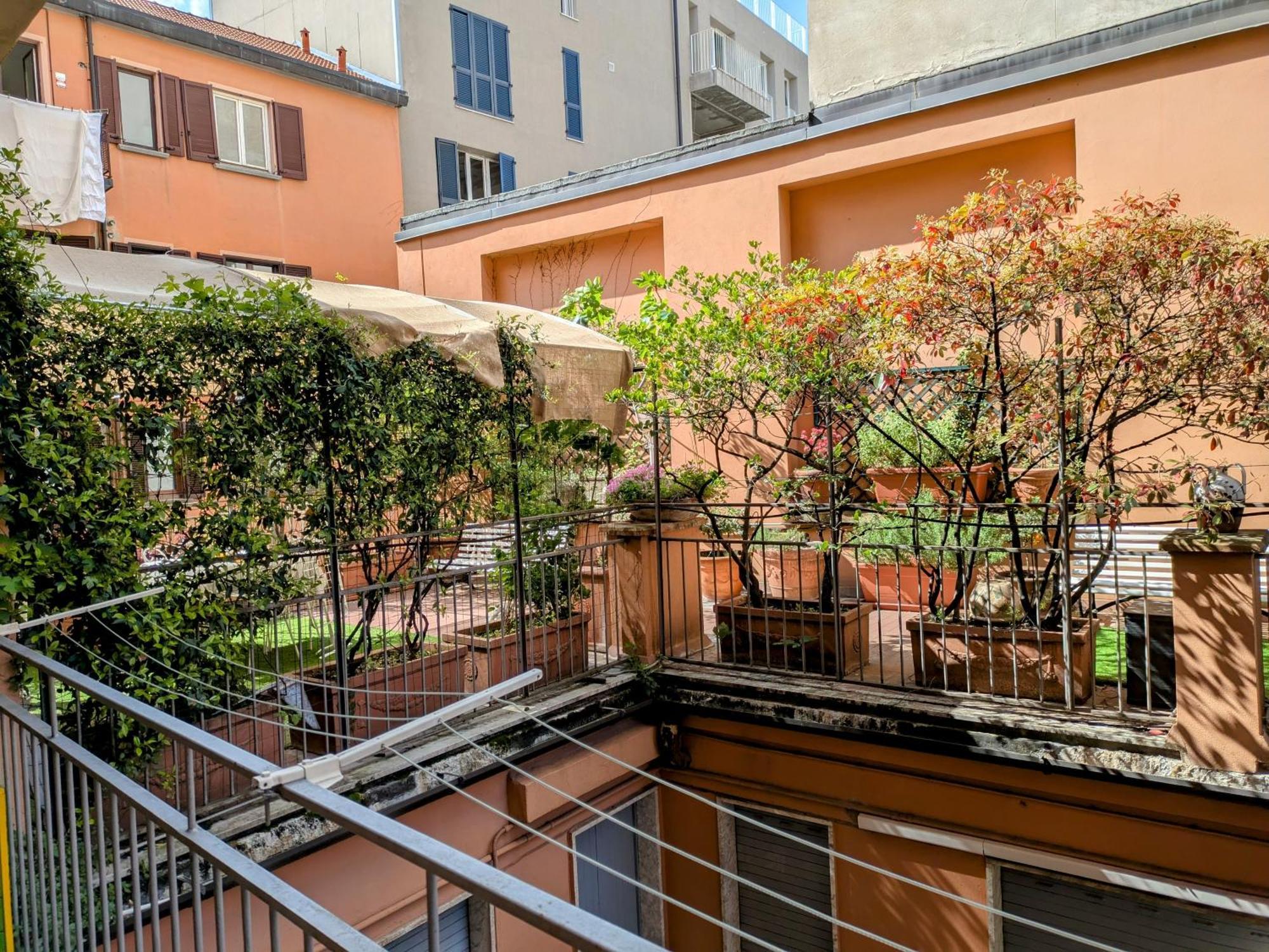 Alma Vacation Apartment In The Centre, Big Terrace Milano Ngoại thất bức ảnh